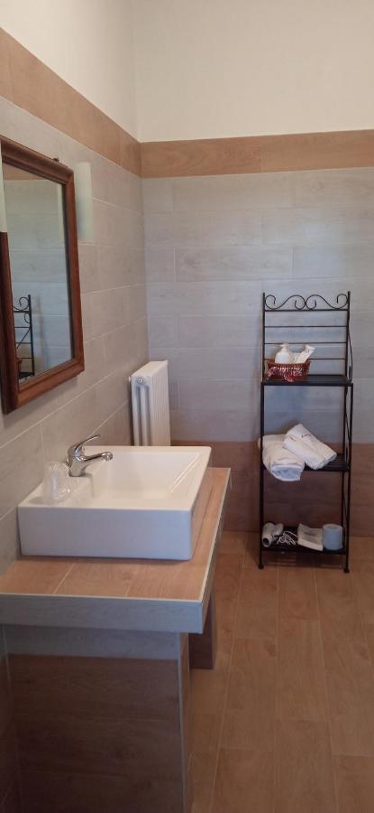 Bed and Breakfast A Casa Di Anna Vaglio Serra Exterior foto